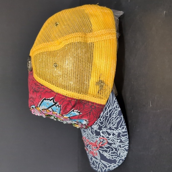 Ed Hardy Mens Colorful Graphic Mesh/Snapback Trucker Hat. - Picture 5 of 12